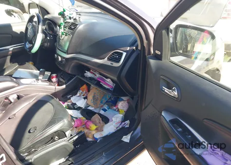 2016 Dodge Journey R/T z USA, uszkodzony, nr VIN 3C4PDCEG6GT119565